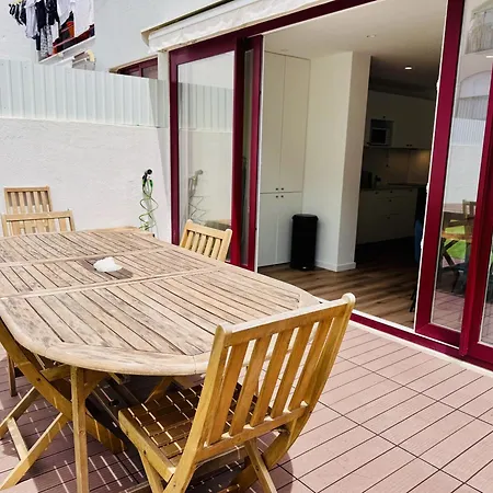 Confort & Terrace Apartment *