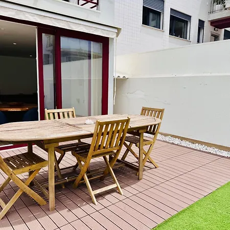 Confort & Terrace Apartment *